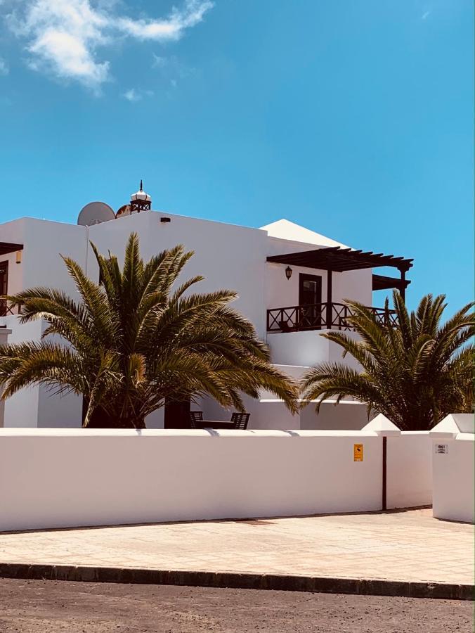 Lovely Casa Felicidad, Swimming Pool, Wifi X Private Garden Playa Blanca  Luaran gambar