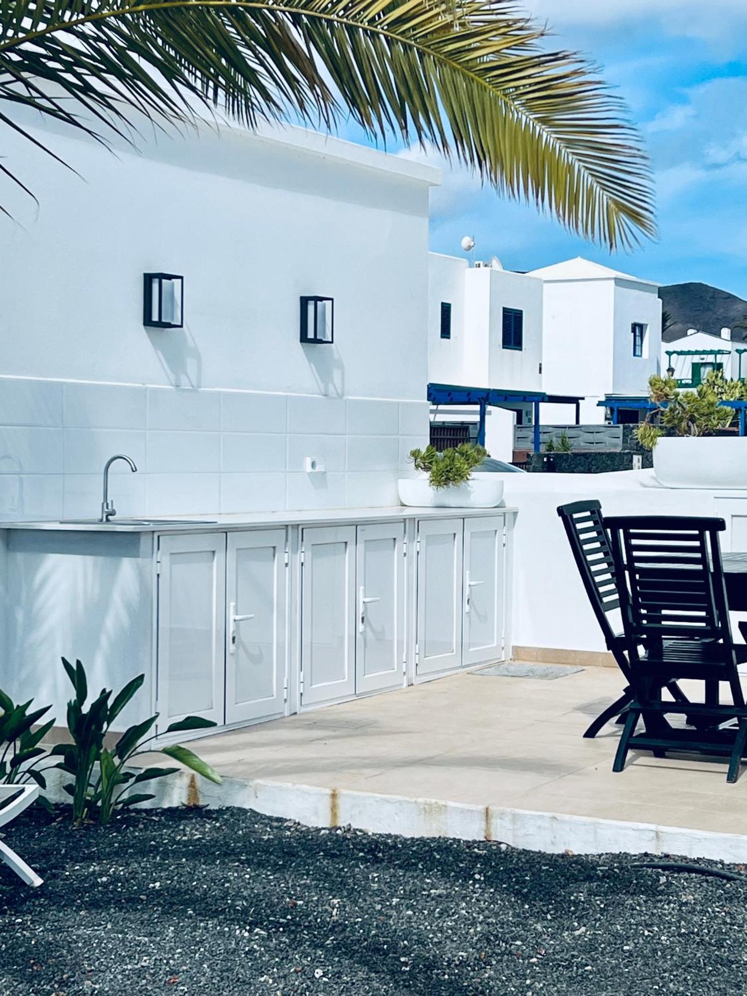 Lovely Casa Felicidad, Swimming Pool, Wifi X Private Garden Playa Blanca  Luaran gambar