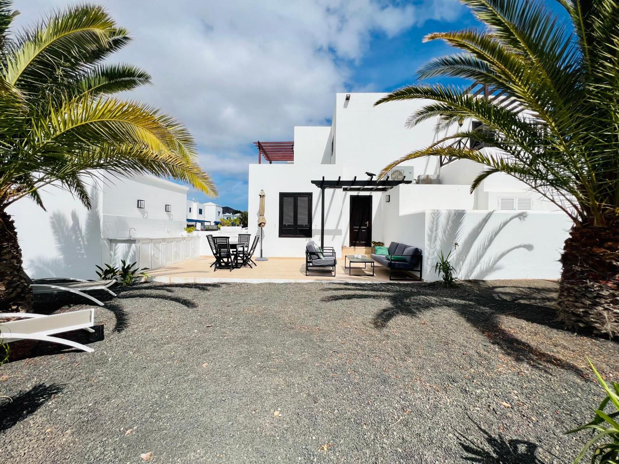 Lovely Casa Felicidad, Swimming Pool, Wifi X Private Garden Playa Blanca  Luaran gambar